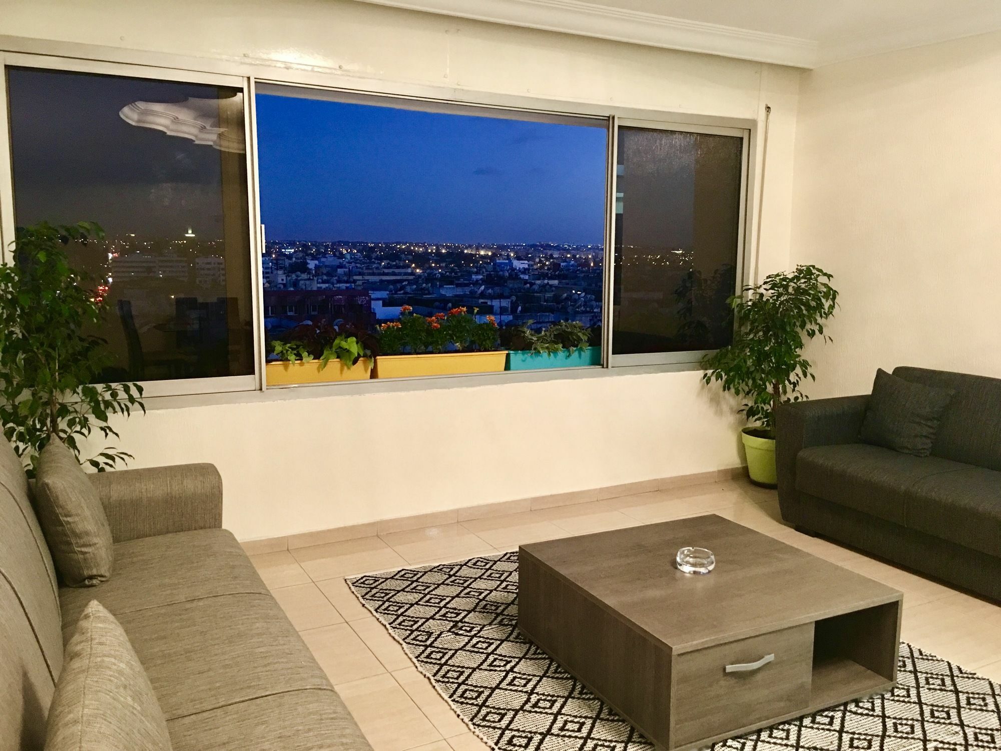 Luxurious 2 Mars Apartamento Casablanca